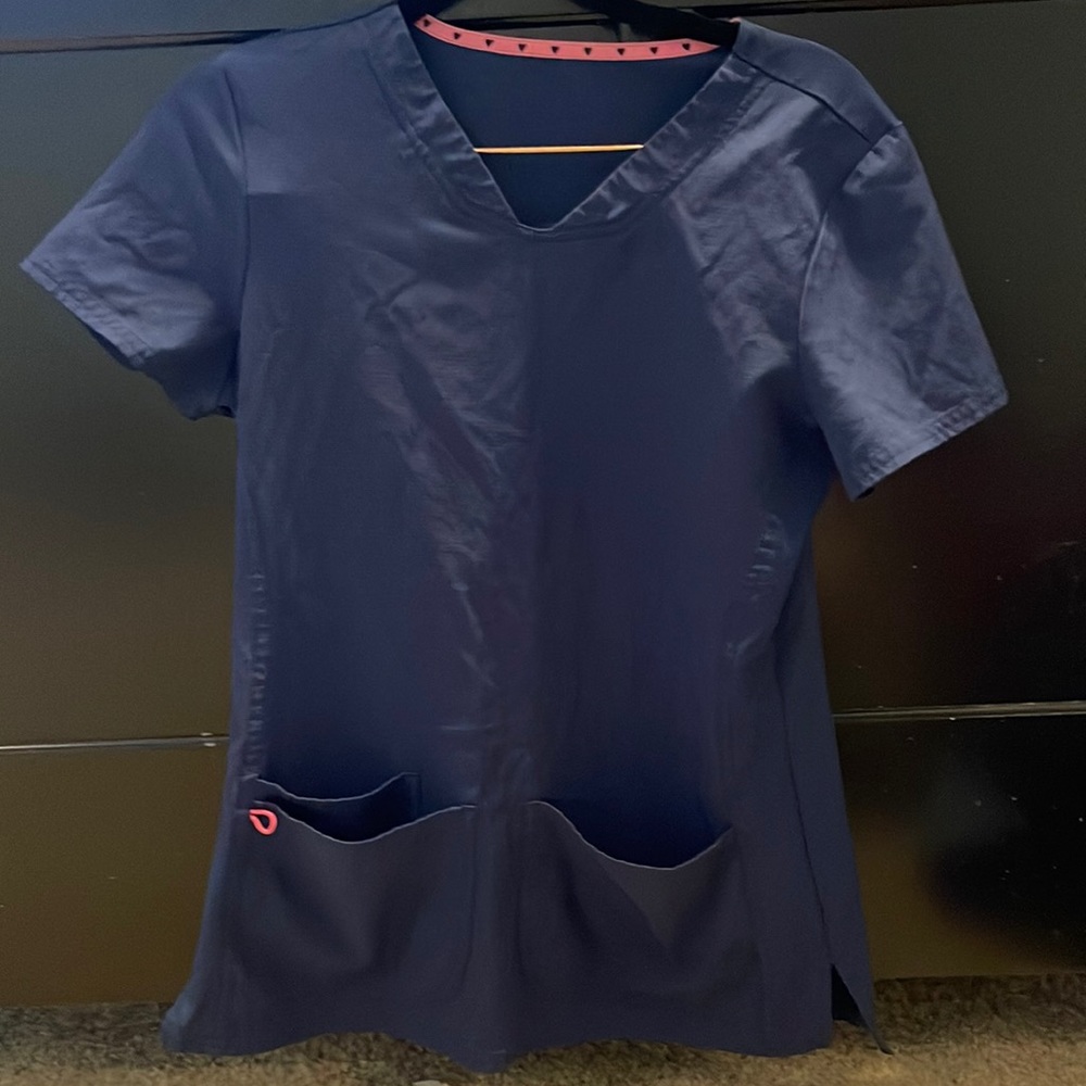 HeartSoul navy scrub top